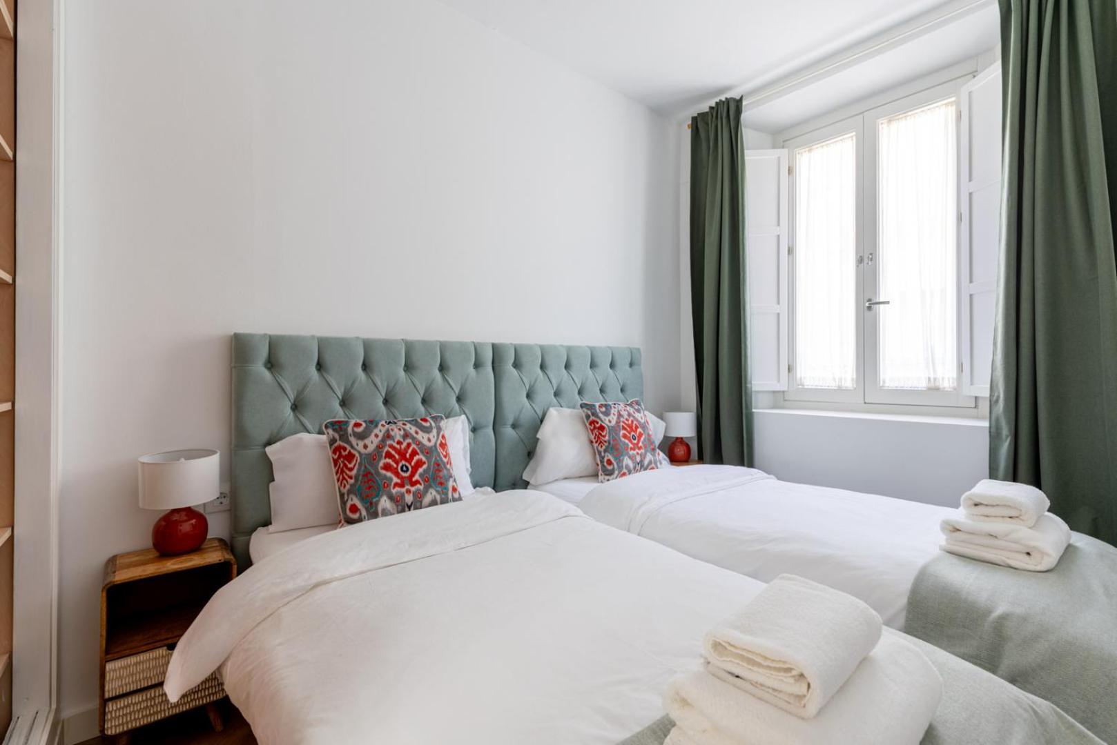 G8 Casa San Bernardo Calle Guadaira Appartement