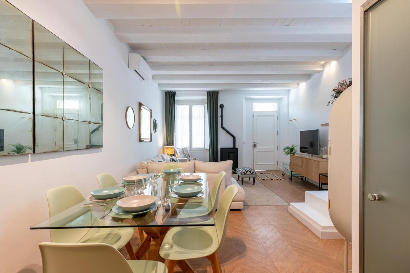 G8 Casa San Bernardo Calle Guadaira Séville
