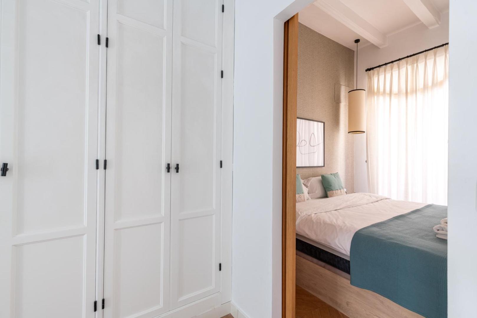 G8 Casa San Bernardo Calle Guadaira Appartement