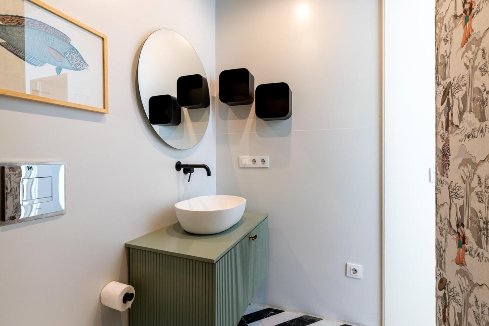 G8 Casa San Bernardo Calle Guadaira Apartment Seville